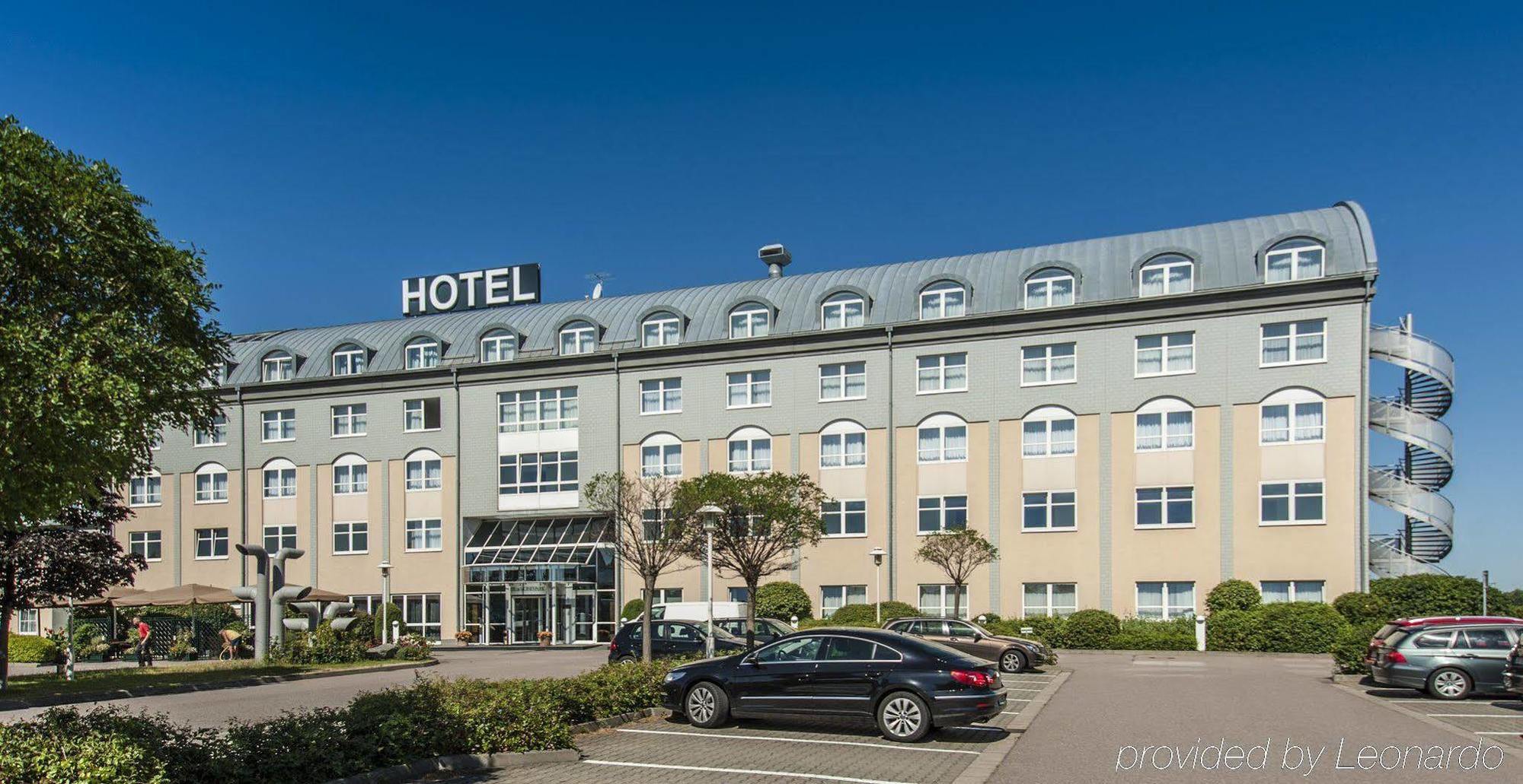 Sachsenpark-Hotel Leipzig Exterior foto